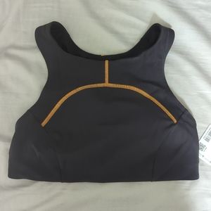 Lululemon Tough Train High Neck Bra Size 8 NWT